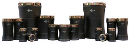 تصویر  سرویس آشپزخانه ۱۷ پارچه اورانوس مدل کلاسیک رنگ مشکی اکلیلی با درب طلایی